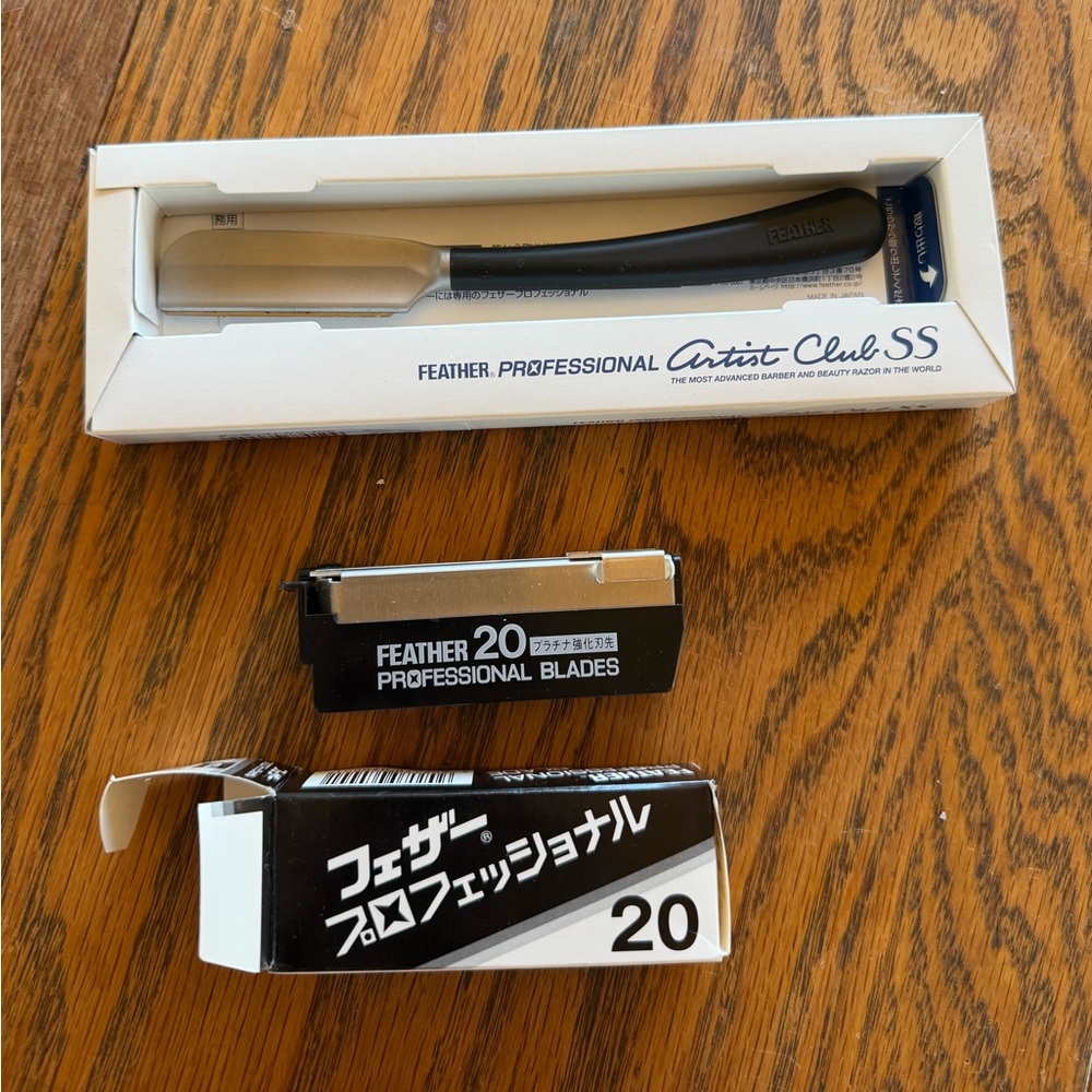 Feather Artist Club Black SS Straight Razor handle